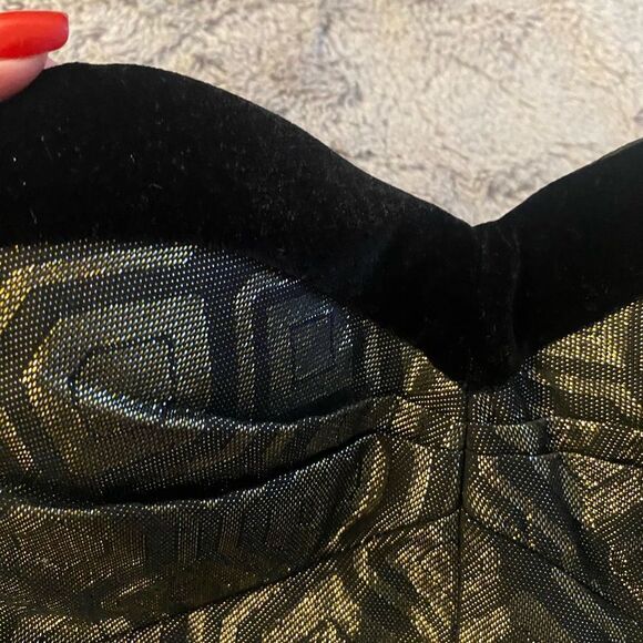 Bebe metallic romper, size 2 - Picture 3 of 10